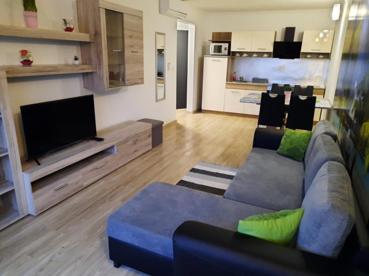 Vandus Apartman Siofok Exterior photo